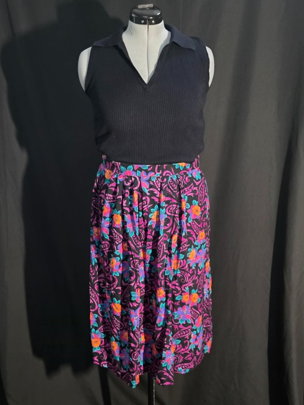Vintage Random Sportswear A‑Line Skirt — Size 34
